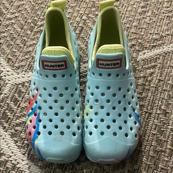 Hunter Girl's Perforated Slip On Sz 1 - Picture 2 of 5